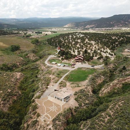 Boulder Mountain Guest Ranch Villa Exterior photo