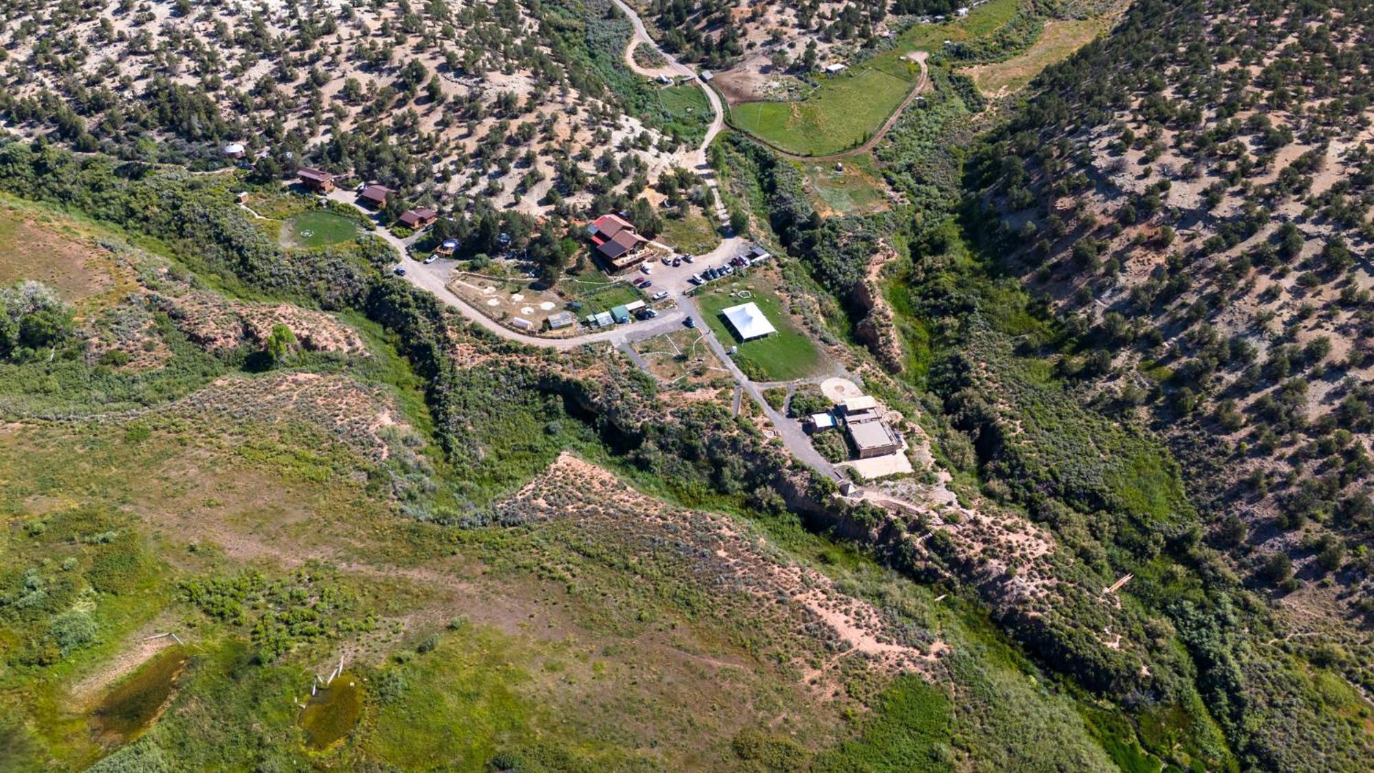 Boulder Mountain Guest Ranch Villa Exterior photo
