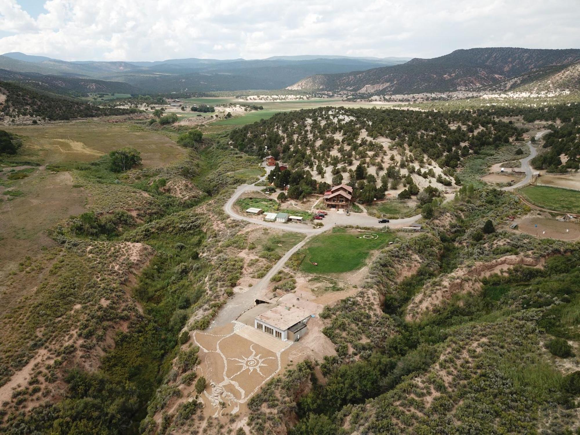 Boulder Mountain Guest Ranch Villa Exterior photo