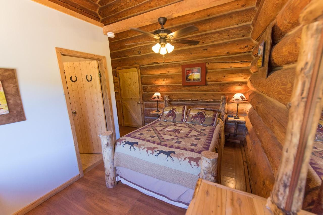 Boulder Mountain Guest Ranch Villa Exterior photo